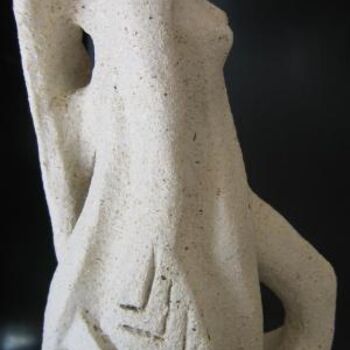 Sculpture intitulée "Femme de roc" par Sylvie Roger-Boucher, Œuvre d'art originale, Terre cuite