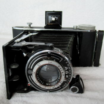 Photography titled "agfa camera '50s" by Tom Schrijver, Original Artwork