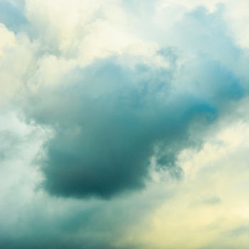 Photographie intitulée "Cloud front" par Tal Paz-Fridman, Œuvre d'art originale, Photographie numérique