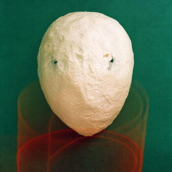 Photographie intitulée "Mask" par Tania Serket, Œuvre d'art originale, Photographie argentique