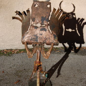 Skulptur mit dem Titel "N°2 -Bouhhh!!-" von Tchook.Os, Original-Kunstwerk, Metalle