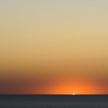 Fotografie getiteld "sunrise" door Tudor Gafton, Origineel Kunstwerk, Digitale fotografie