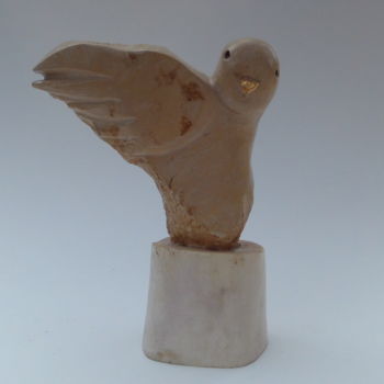 Sculpture titled "Oiseau à l'aile dép…" by Jean-Pierre Thaurenne, Original Artwork, Stone