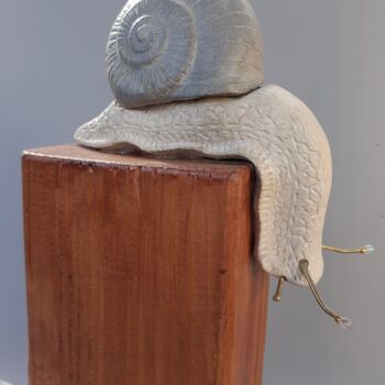 Sculpture intitulée "Le fossile et l'esc…" par Jean-Pierre Thaurenne, Œuvre d'art originale, Pierre