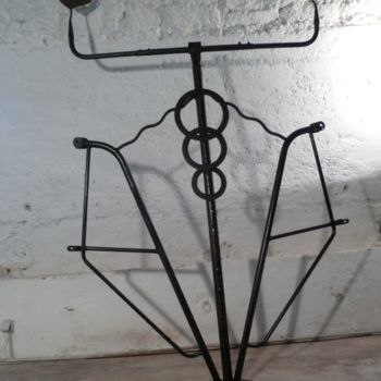 Sculpture titled "papillon" by Gilles Thiercelin, Original Artwork, Metals