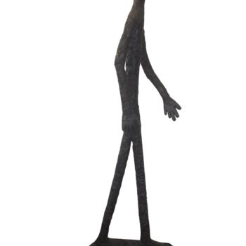 Sculpture titled "L'homme en mache" by Thierno Diallo, Original Artwork, Plastic