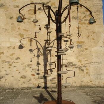 Sculpture titled "Mon Lampadaire" by Thierry Gall, Original Artwork