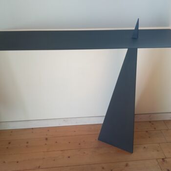 Художественная композиция под названием "console pyramide" - Thierry Lecoq, Подлинное произведение искусства, Мебель