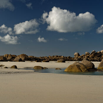 Photography titled "Plage de Kerfissien…" by Thierry Martin, Original Artwork, Digital Photography