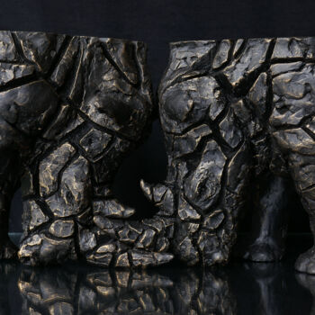 Sculpture titled "Cornes fracturées" by Thomas Boury, Original Artwork, Ceramics