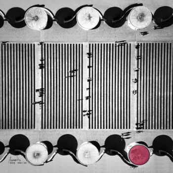 Photographie intitulée "Stripes and Circles" par Thomas Hartstang, Œuvre d'art originale, Photographie numérique