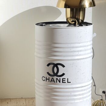 Sculpture titled "BARIL Métal Chanel…" by T'M, Original Artwork, Spray paint