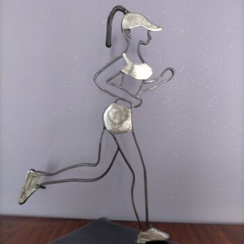 Sculpture titled "Joggeuse" by Alain Tourette, Original Artwork, Metals