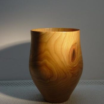 Скульптура под названием "Dry Weed Vase #3" - David Tremaine, Подлинное произведение искусства, Дерево