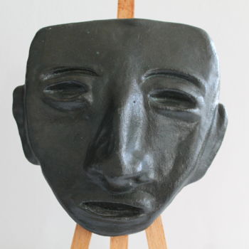 Sculpture titled "Masque pré-colombien" by Elisabeth Feixes-Troin, Original Artwork