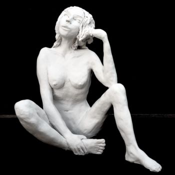 Sculpture titled "Pensive" by Antoinette Crozet, Original Artwork, Clay