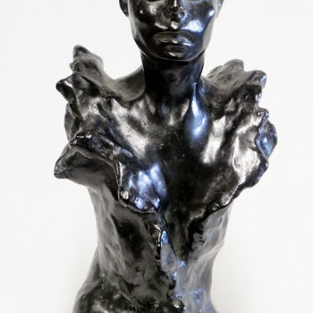 Sculpture titled "Chimère" by Marie-Thérèse Tsalapatanis, Original Artwork, Bronze