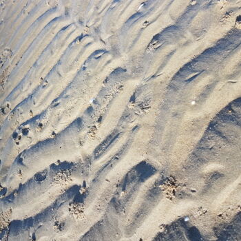 Photographie intitulée "Sand and Sea" par Tu Diamond, Œuvre d'art originale, Photographie non manipulée