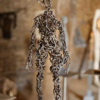 Sculpture titled "Dame-fer_.jpg" by Marie Tucat, Original Artwork, Metals