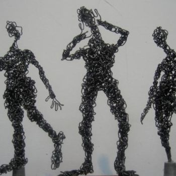 Sculpture intitulée "MIMI fil de fer" par Marie Tucat, Œuvre d'art originale, Métaux
