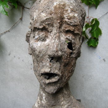 Sculpture titled "Tête machée" by Marie Tucat, Original Artwork, Paper