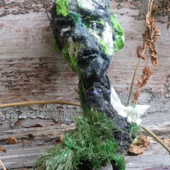 Escultura intitulada "Little Géant vert" por Marie Tucat, Obras de arte originais, Outro