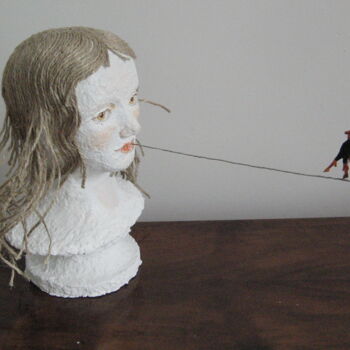 Скульптура под названием "бюст 1" - Юлия Безштанко, Подлинное произведение искусства, Папье-маше