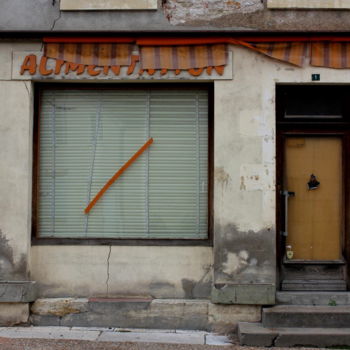Фотография под названием "Abandoned Shops IXL" - Ulli Heupel, Подлинное произведение искусства
