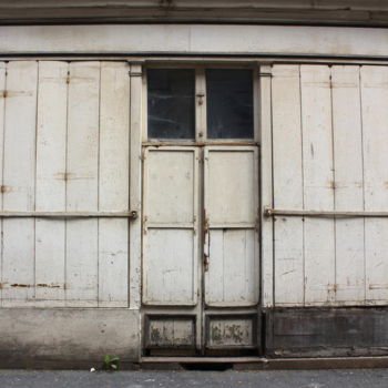 Fotografie mit dem Titel "Abandoned Shops LXX…" von Ulli Heupel, Original-Kunstwerk