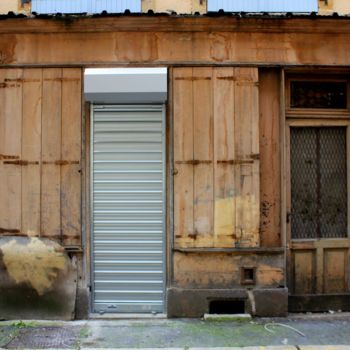 Fotografie mit dem Titel "Abandoned Shops LXX…" von Ulli Heupel, Original-Kunstwerk