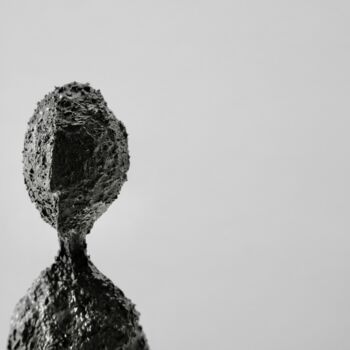 Скульптура под названием "Le Tranquille, IL T…" - Ulrich Ernst Nievergelt, Подлинное произведение искусства, Камень