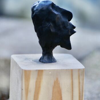 Sculpture intitulée "Le baiser / Il baci…" par Ulrich Ernst Nievergelt, Œuvre d'art originale, Fil de fer
