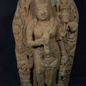 Скульптура под названием "Female Buddha from…" - Unknow Artist, Подлинное произведение искусства, Камень