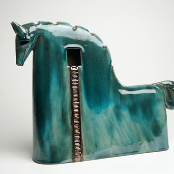 Sculpture intitulée "Trojan Horse Turquo…" par Urszula Despet, Œuvre d'art originale, Céramique