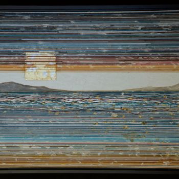 拼贴 标题为“Waterline” 由Eric Goldstein, 原创艺术品, 拼贴 安装在木质担架架上