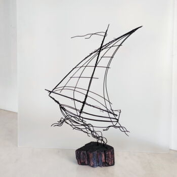 Sculptuur getiteld "Sailing boat under…" door Vadim Studenov, Origineel Kunstwerk, Metalen
