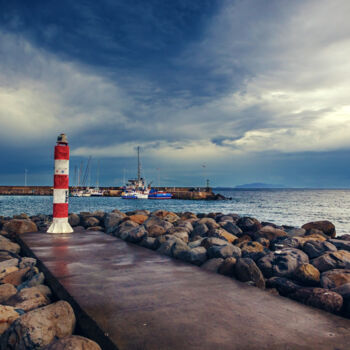 摄影 标题为“Machico lighthouse” 由Val Thoermer, 原创艺术品, 数码摄影