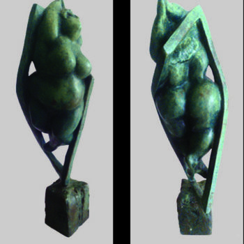 Sculpture titled "A woman comes out…" by Valentina Brusilovskaya, Original Artwork, Metals