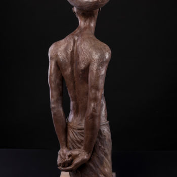 Sculpture intitulée "Le voyageur....." par Valerie Barrault, Œuvre d'art originale, Argile