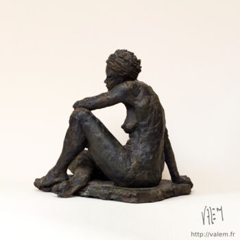 Sculpture titled "J'aurais aimé..." by Valérie Moreau (VALEM), Original Artwork, Terra cotta