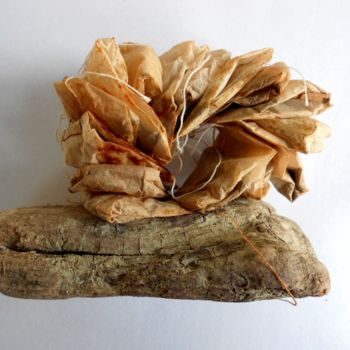 Sculpture titled "Gardien du secret 7…" by Valérie Thévenot, Original Artwork, Mixed Media