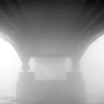 Фотография под названием "Le pont des brumes" - Valery Trillaud, Подлинное произведение искусства, Цифровая фотография