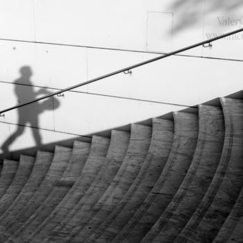 Fotografía titulada "marches à l'ombre.j…" por Valery Trillaud, Obra de arte original