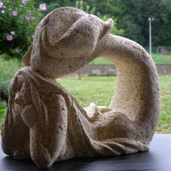 Sculpture intitulée "sirène sereine" par Valja, Œuvre d'art originale, Pierre