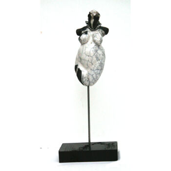 雕塑 标题为“Grande déesse en ra…” 由Vanessa Renoux, 原创艺术品, 陶瓷