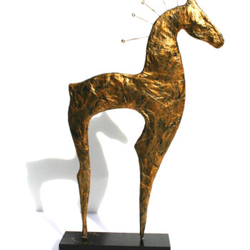 Sculpture intitulée "Cheval doré avec co…" par Vanessa Renoux, Œuvre d'art originale, Papier