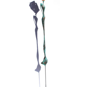 Sculpture titled "Grande femme longil…" by Vanessa Renoux, Original Artwork, Metals