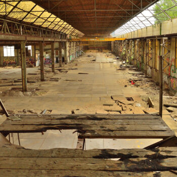 Photographie intitulée "Abandoned factory 03" par Vanja Rosenthal, Œuvre d'art originale, Photographie numérique