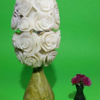 Скульптура под названием "Пасхальное яйцо "Ро…" - Александр Дмитриев, Подлинное произведение искусства, Камень