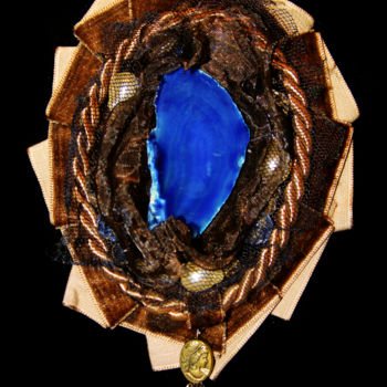 Ambacht getiteld "Brooch Miroir Magiq…" door Vera World Fine Art Festival, Origineel Kunstwerk, Juwelen